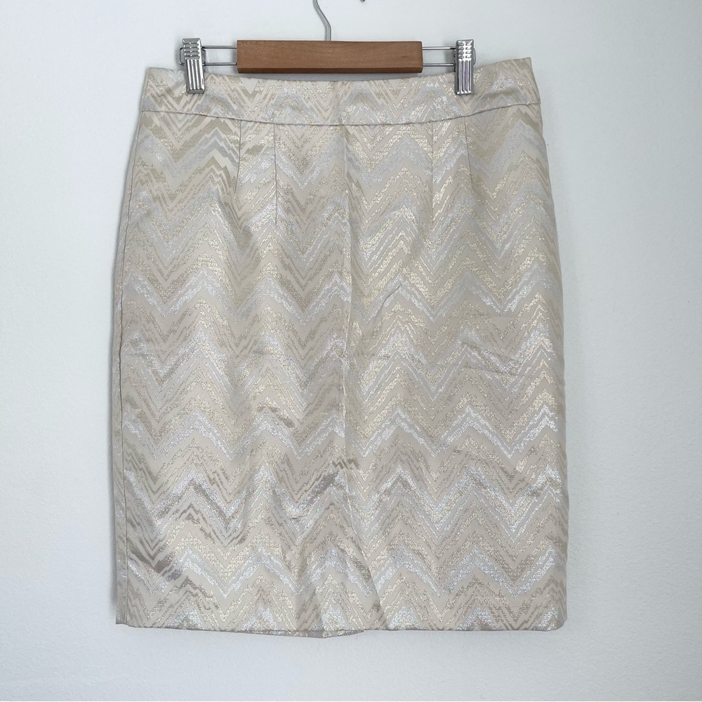 TRINA TURK Silver Gold Metallic Zig Zag Skirt Size 6 Business Casual
